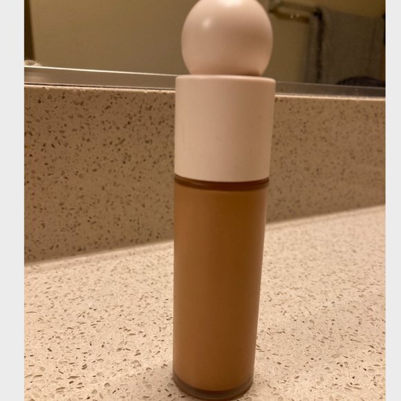 Rare Beauty Liquid Touch Weightless Foundation Shade 290N by Selena Gomez - Picture 5 of 5